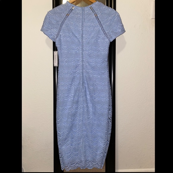 Blue lace short sleeve midi dress - Picture 2 of 2